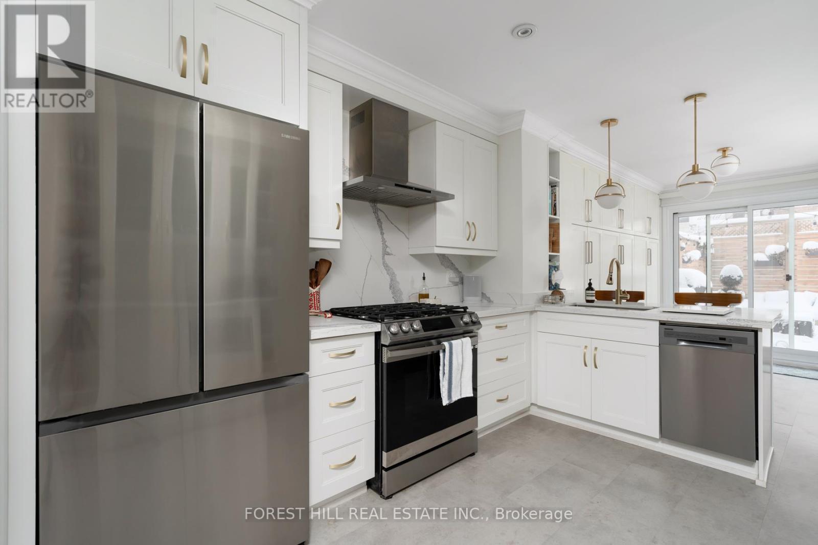 698 Adelaide Street, Toronto, Ontario  M6J 1B1 - Photo 16 - C12534242