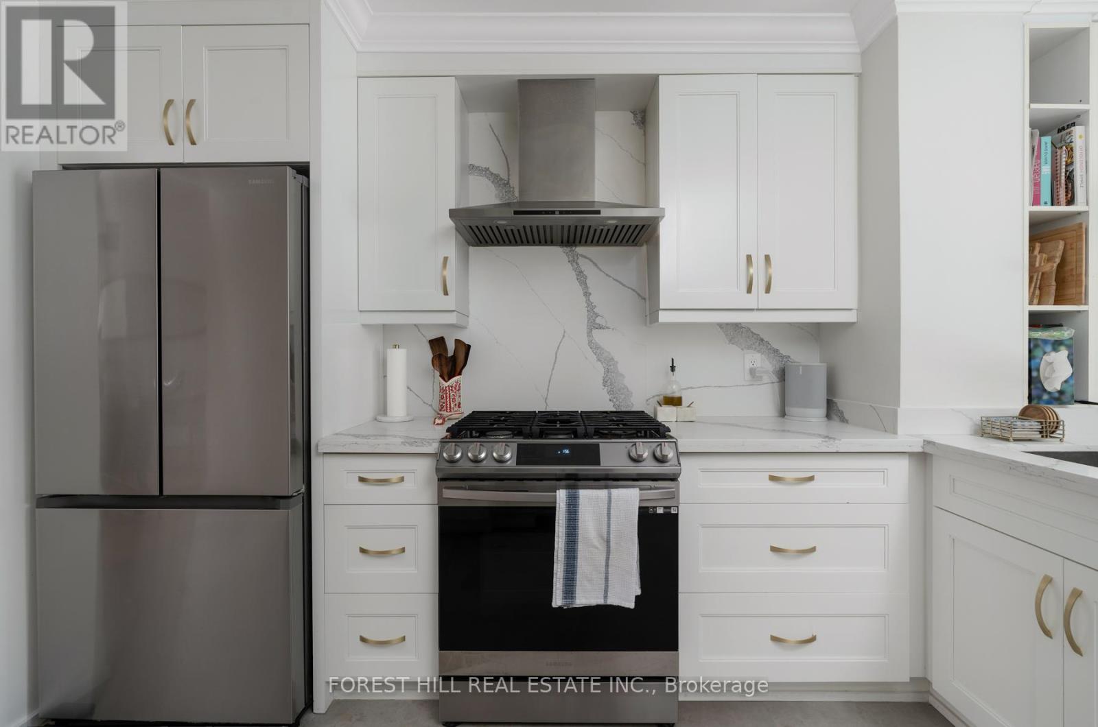 698 Adelaide Street, Toronto, Ontario  M6J 1B1 - Photo 17 - C12534242