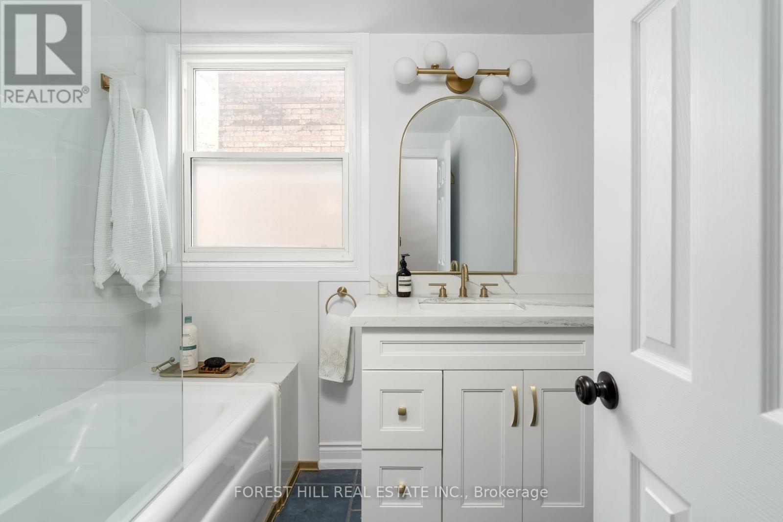 698 Adelaide Street, Toronto, Ontario  M6J 1B1 - Photo 25 - C12534242