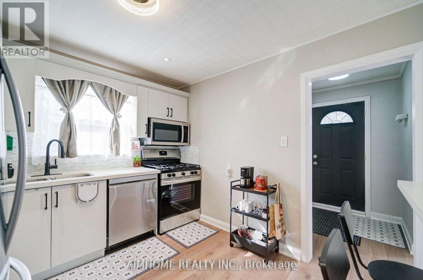 Upper Floor - 221 St Lawrence Street, Whitby, Ontario  L1N 1G9 - Photo 16 - E12534362