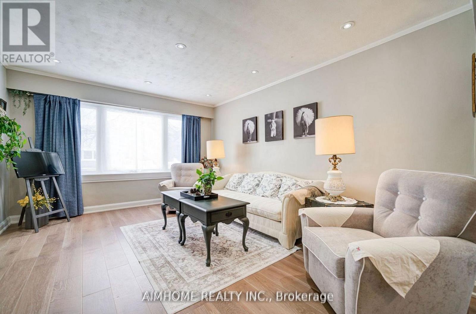 Upper Floor - 221 St Lawrence Street, Whitby, Ontario  L1N 1G9 - Photo 6 - E12534362