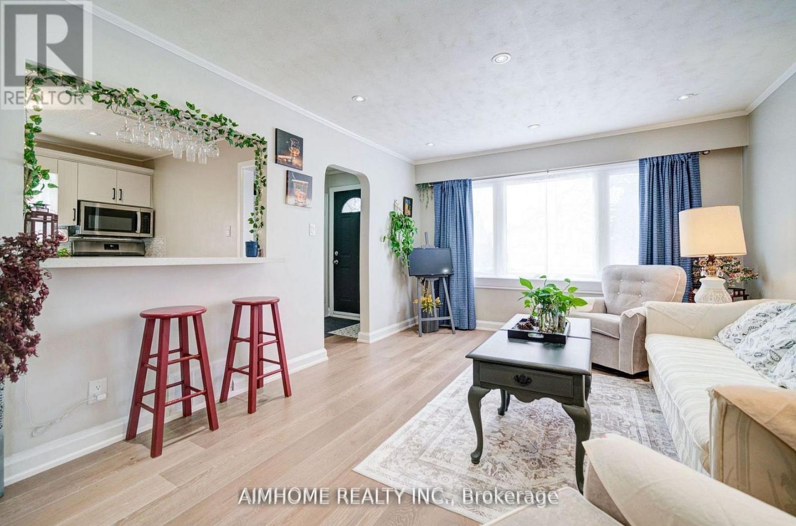 Upper Floor - 221 St Lawrence Street, Whitby, Ontario  L1N 1G9 - Photo 8 - E12534362