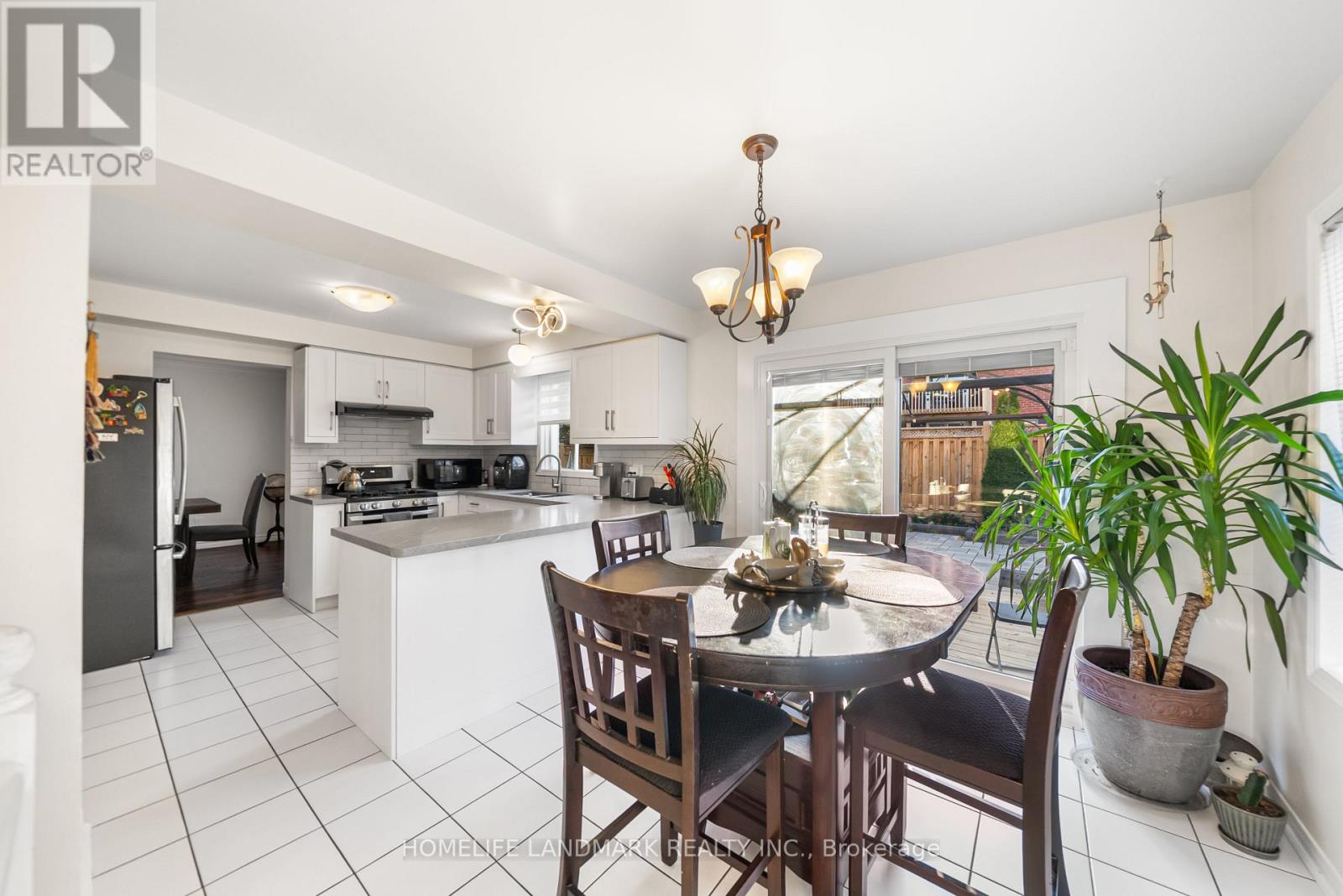 200 Fallingbrook Street, Whitby, Ontario  L1R 2B1 - Photo 18 - E12534378