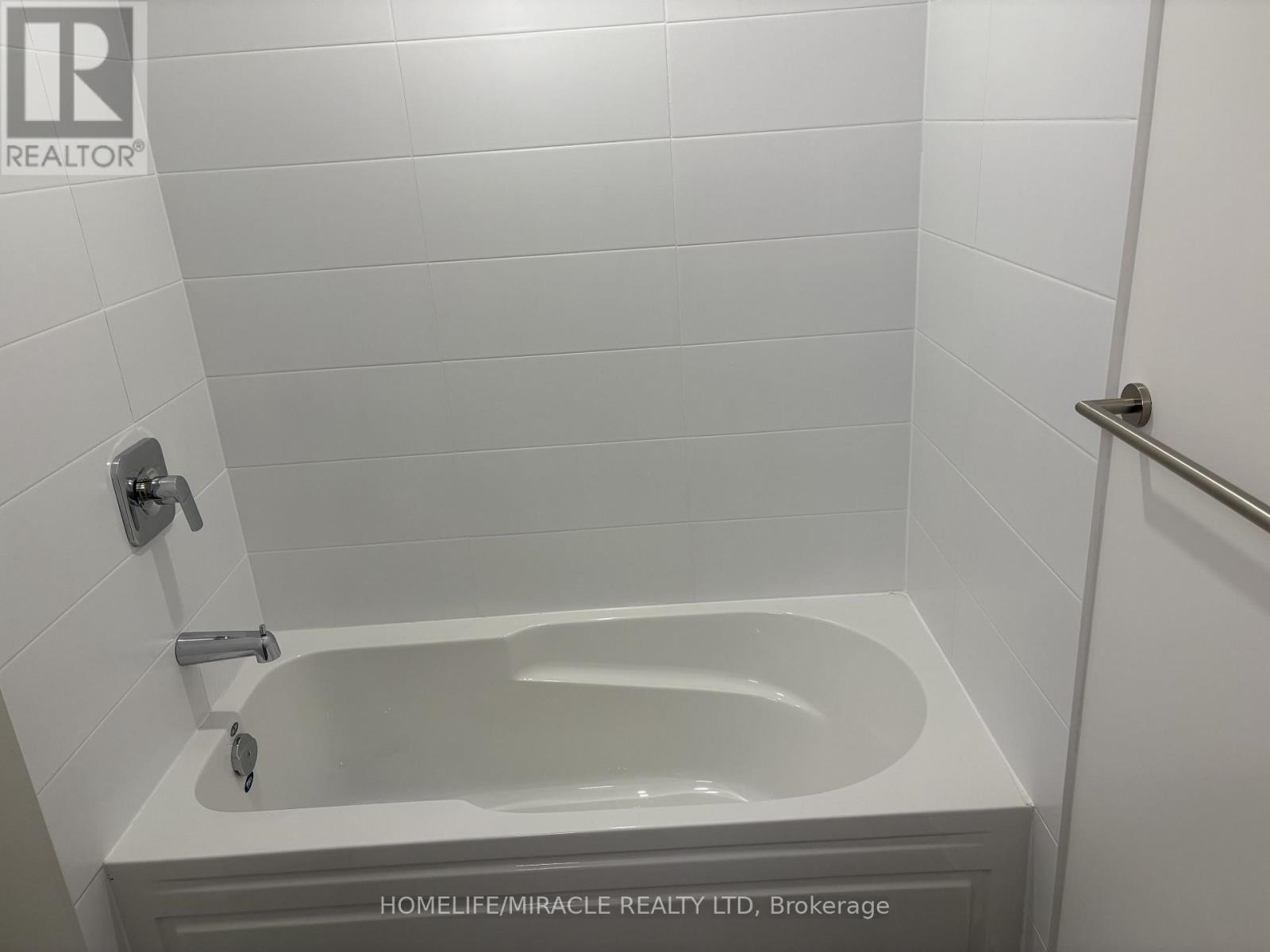 704 - 3260 Sheppard Avenue E, Toronto, Ontario  M1T 3K3 - Photo 19 - E12534424