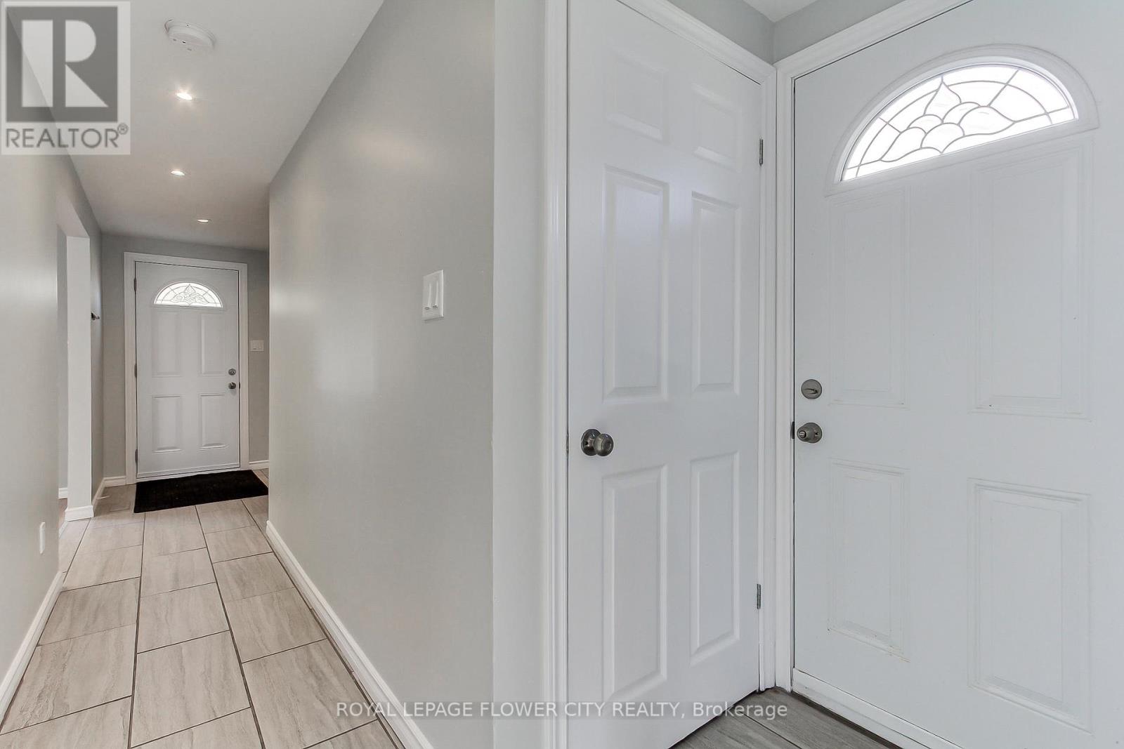 21 Brisbourne Grove, Toronto, Ontario  M1B 1P2 - Photo 19 - E12534470