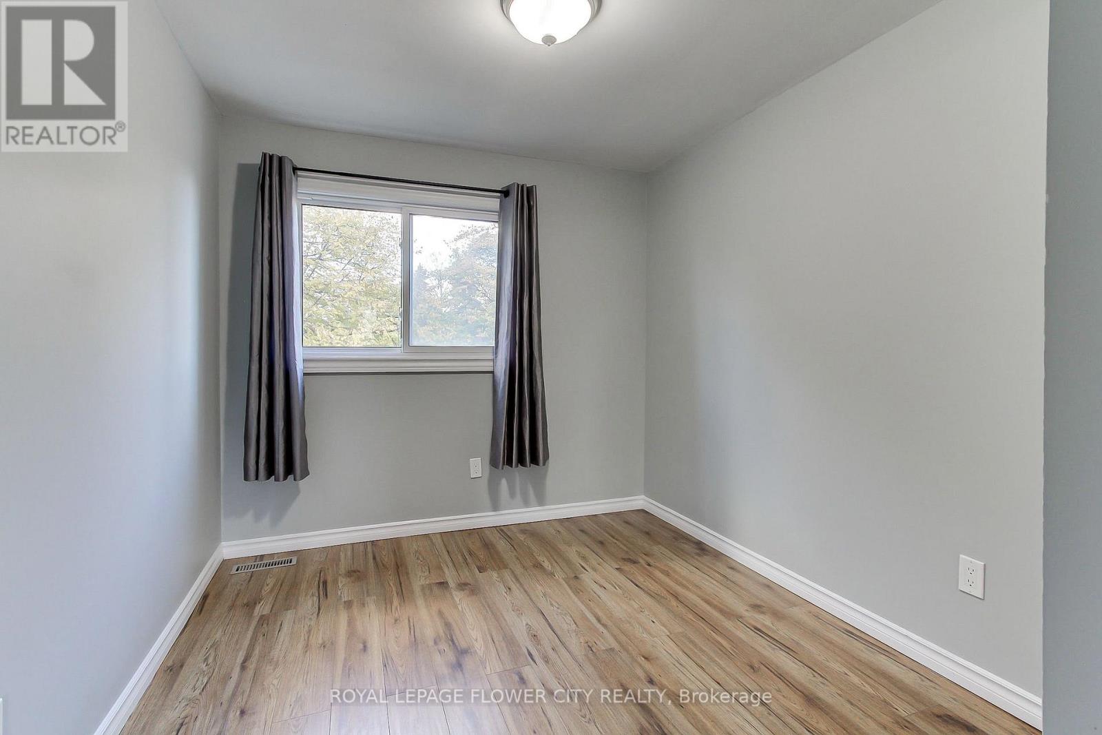 21 Brisbourne Grove, Toronto, Ontario  M1B 1P2 - Photo 24 - E12534470