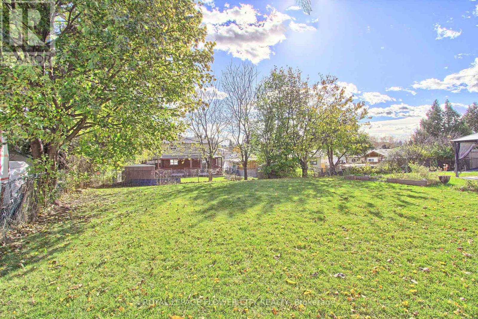 21 Brisbourne Grove, Toronto, Ontario  M1B 1P2 - Photo 34 - E12534470