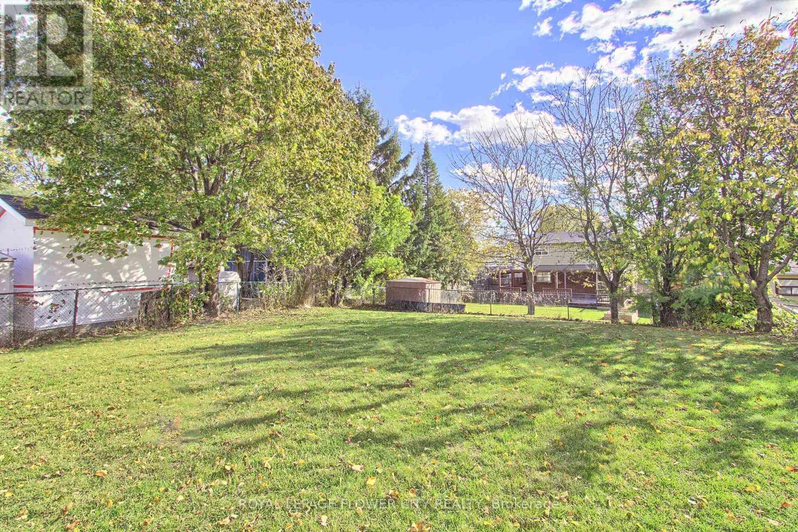 21 Brisbourne Grove, Toronto, Ontario  M1B 1P2 - Photo 35 - E12534470