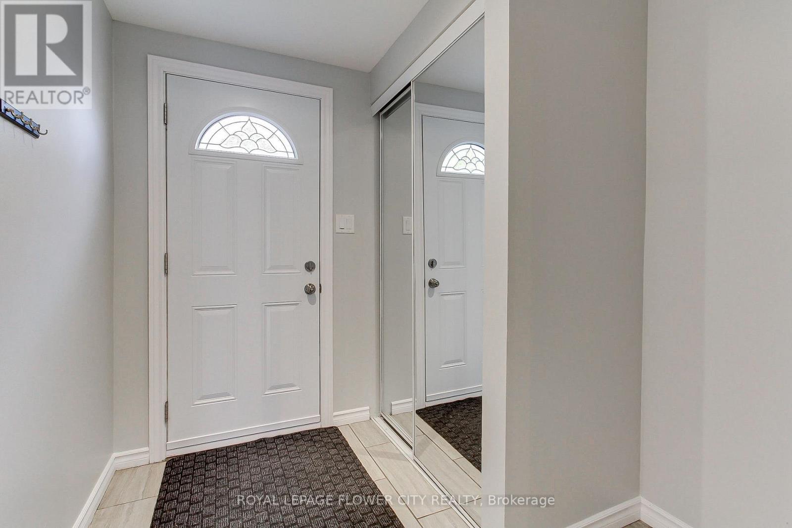 21 Brisbourne Grove, Toronto, Ontario  M1B 1P2 - Photo 6 - E12534470