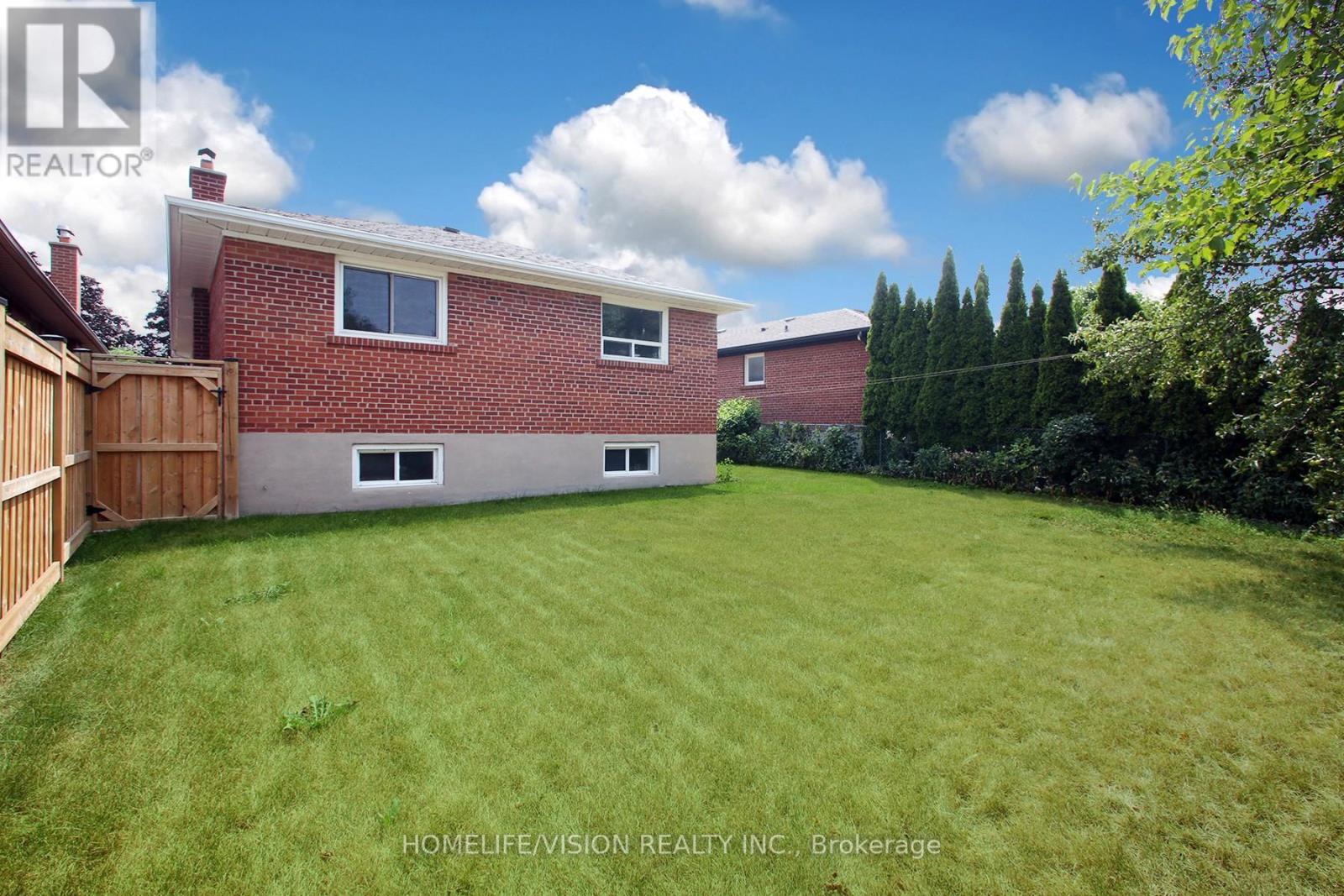 64 Orangewood Crescent, Toronto, Ontario  M1W 1C7 - Photo 31 - E12534550