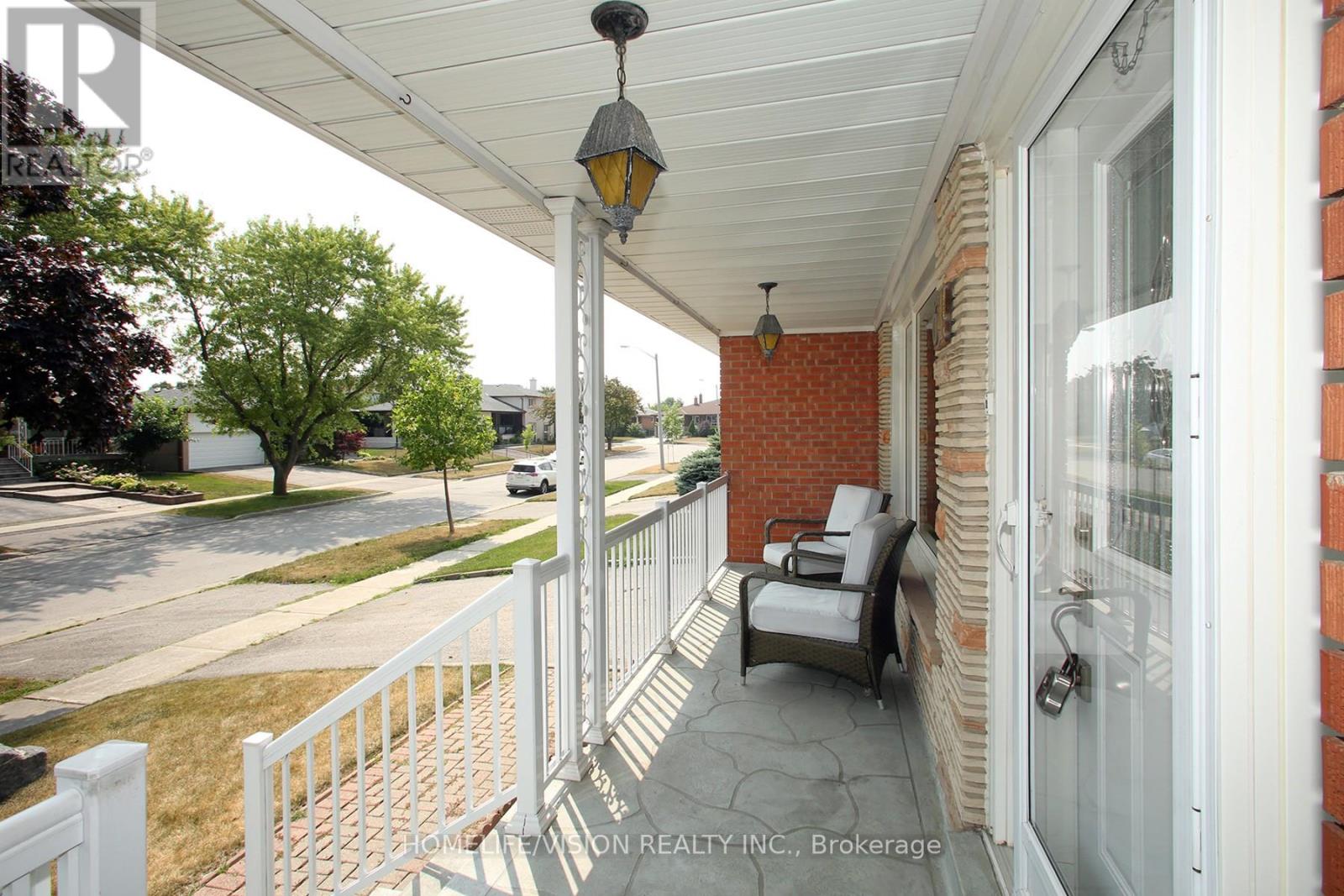 64 Orangewood Crescent, Toronto, Ontario  M1W 1C7 - Photo 4 - E12534550