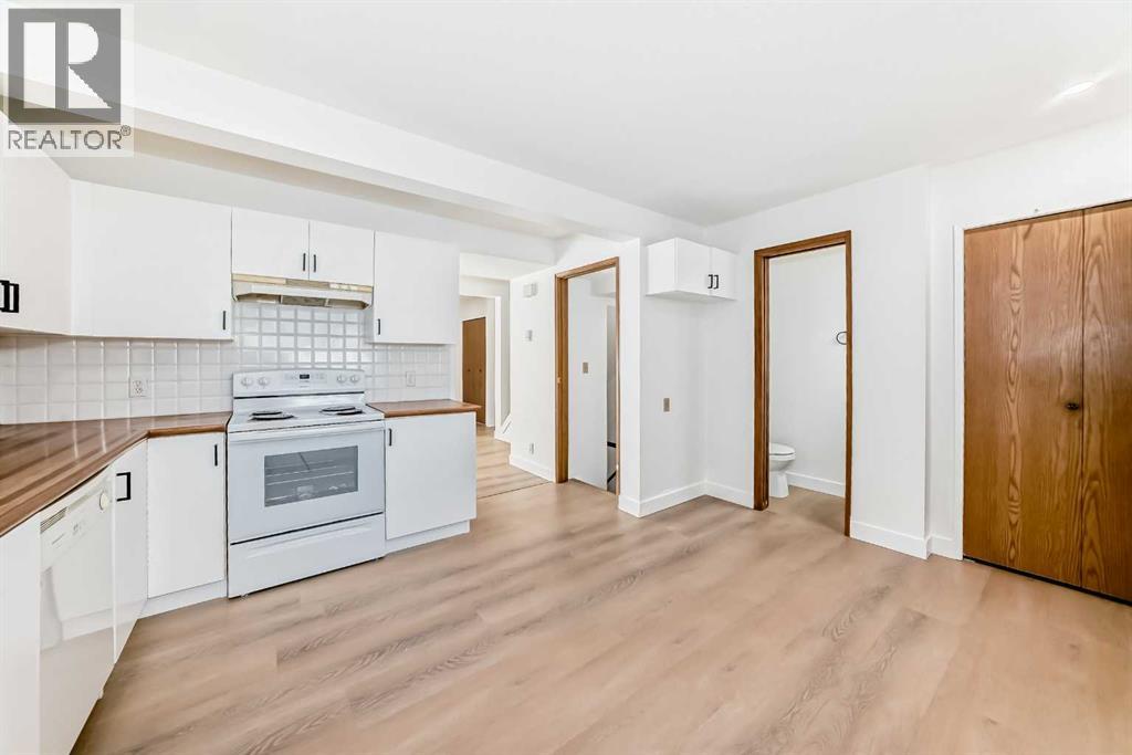 7352 59 Avenue, Red Deer, Alberta  T4P 3L9 - Photo 7 - A2252173