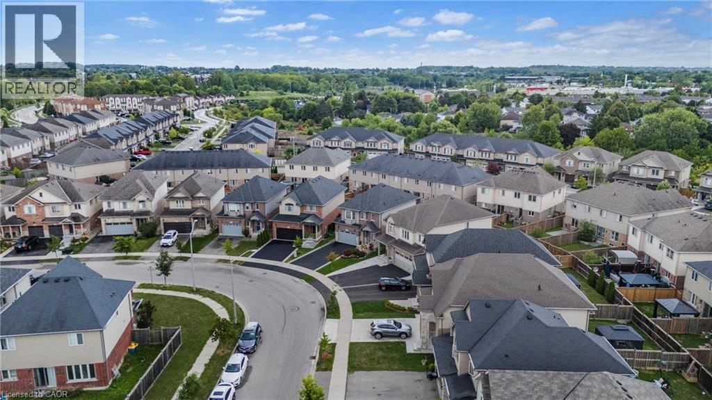 209 Echovalley Drive, Stoney Creek, Ontario  L8J 0H1 - Photo 1 - 40774692