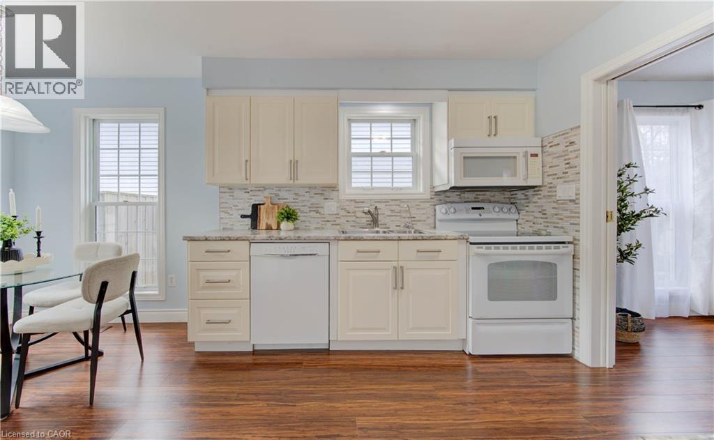 113 Wake Robin Drive, Kitchener, Ontario  N2E 3L4 - Photo 13 - 40782075