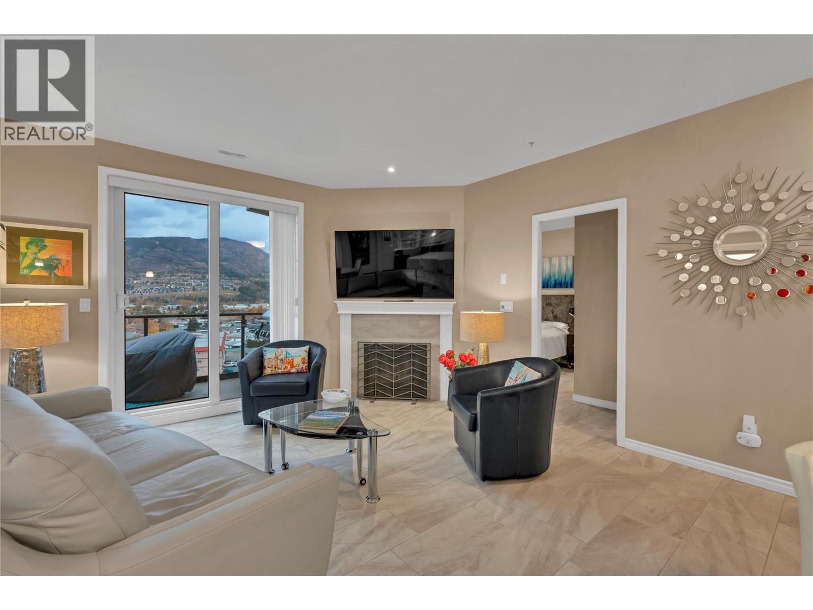 3388 Skaha Lake Road Unit# 1004, Penticton, British Columbia  V2A 6G4 - Photo 10 - 10368995