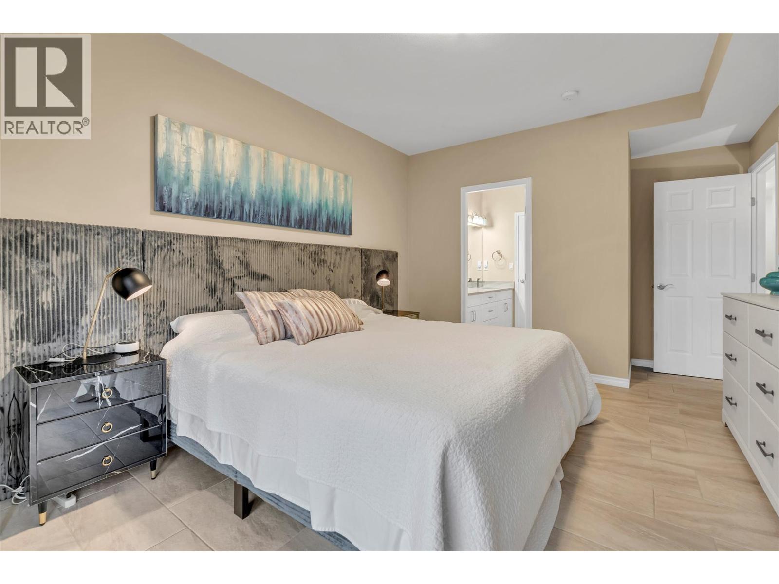 3388 Skaha Lake Road Unit# 1004, Penticton, British Columbia  V2A 6G4 - Photo 12 - 10368995