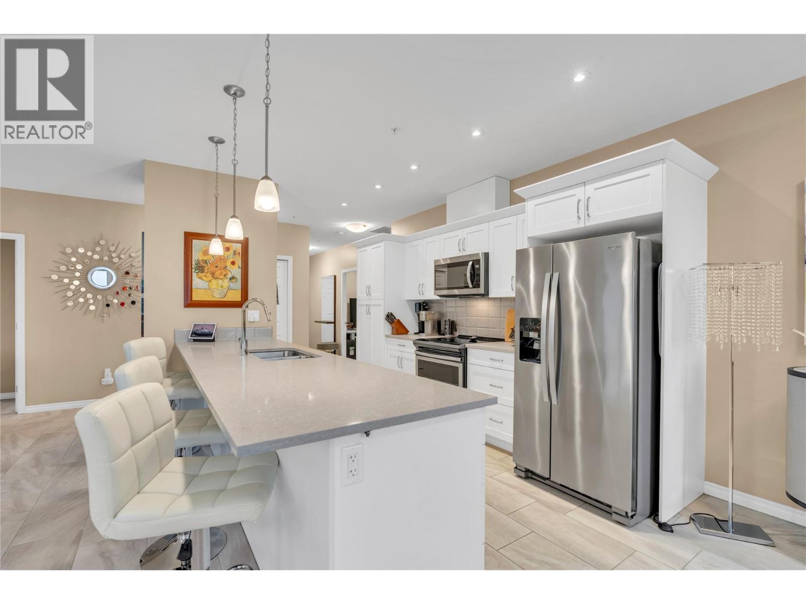 3388 Skaha Lake Road Unit# 1004, Penticton, British Columbia  V2A 6G4 - Photo 5 - 10368995