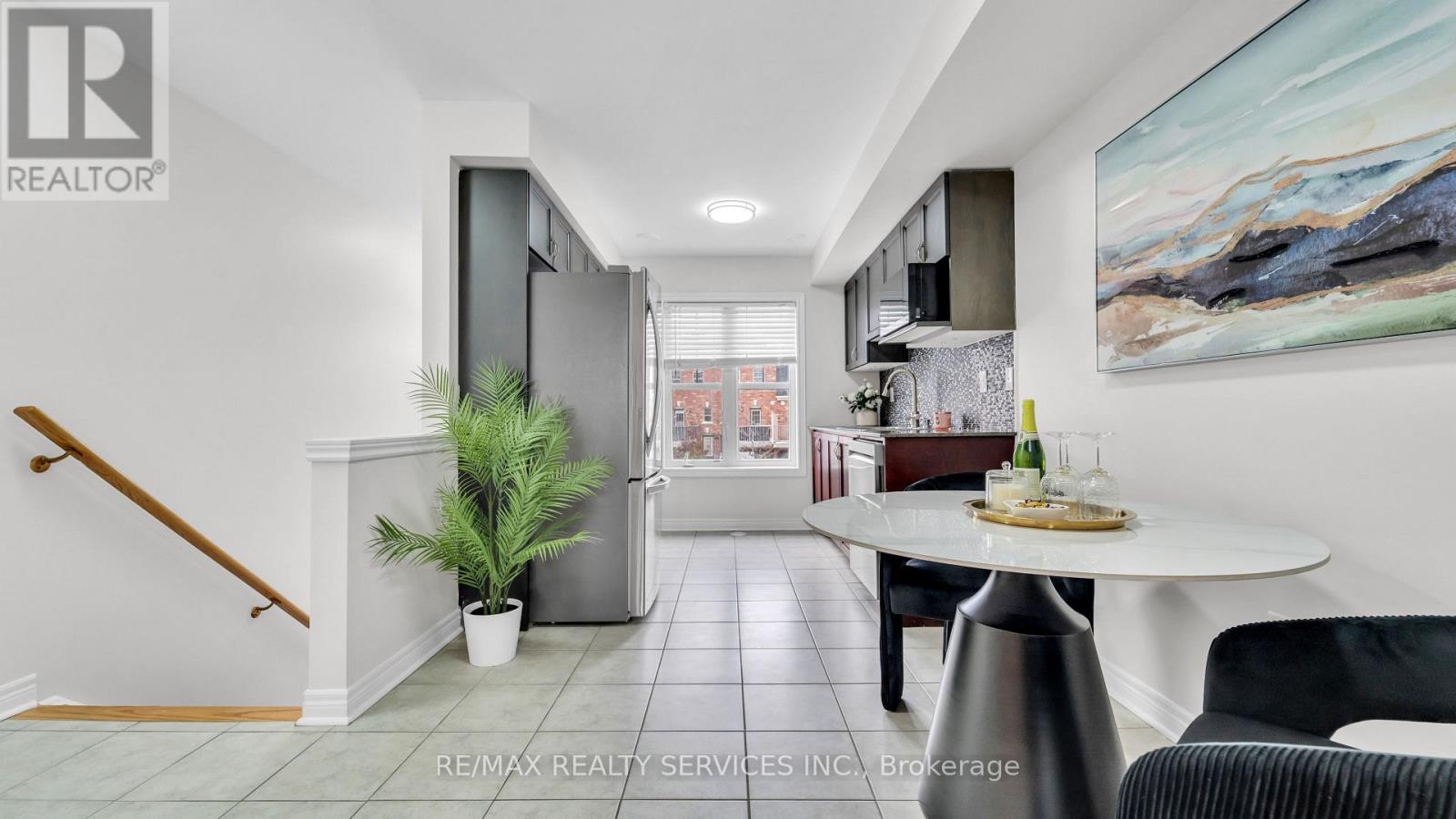 56 - 16 Soldier Street, Brampton, Ontario  L7A 4B6 - Photo 10 - W12534412