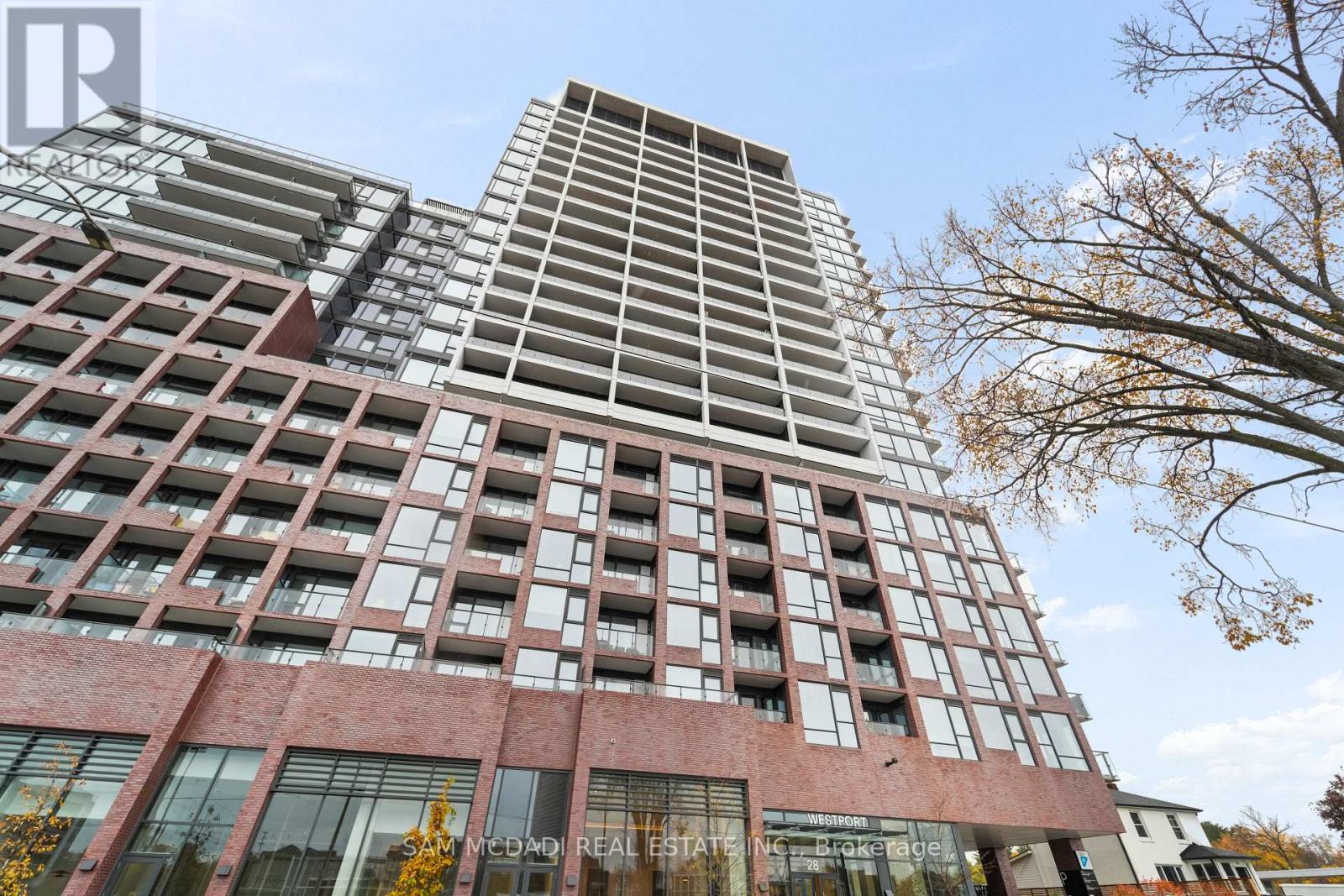 813 - 28 Ann Street, Mississauga, Ontario  L5G 0E1 - Photo 2 - W12534420