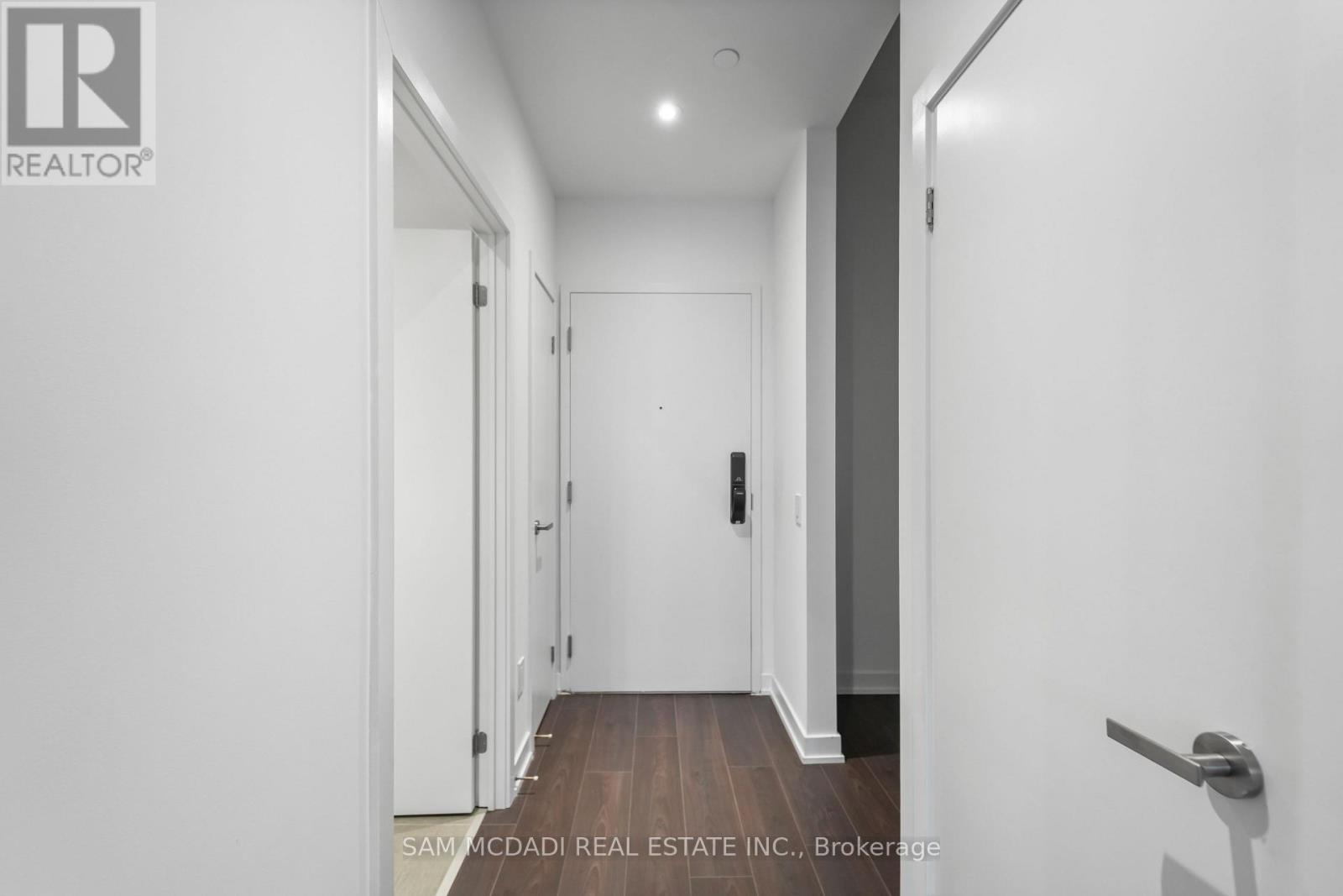 813 - 28 Ann Street, Mississauga, Ontario  L5G 0E1 - Photo 5 - W12534420