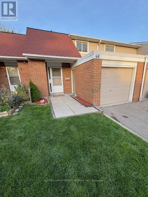 68 - 215 MISSISSAUGA VALLEY BOULEVARD, Mississauga, Ontario