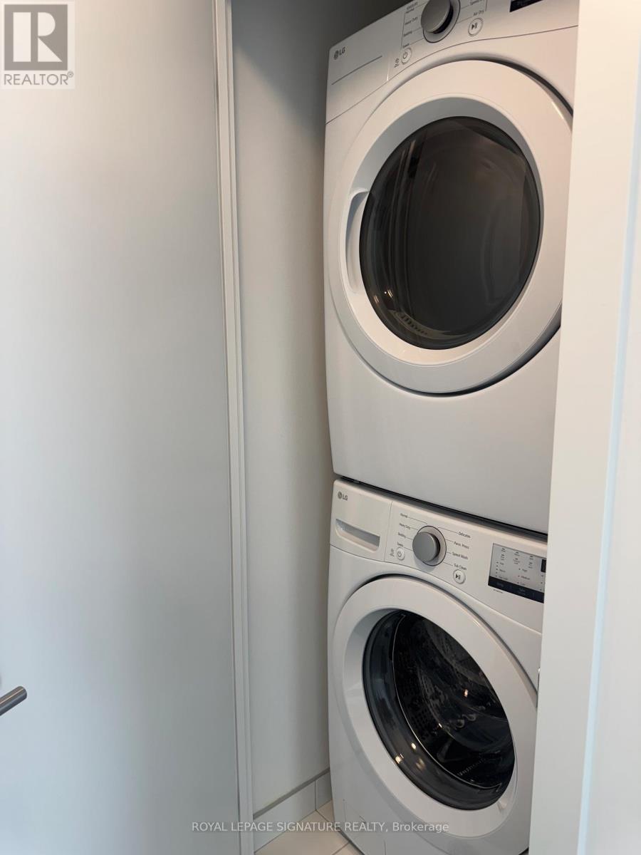 1904 - 40 Lagerfeld Drive, Brampton, Ontario  L7A 5L5 - Photo 11 - W12534434