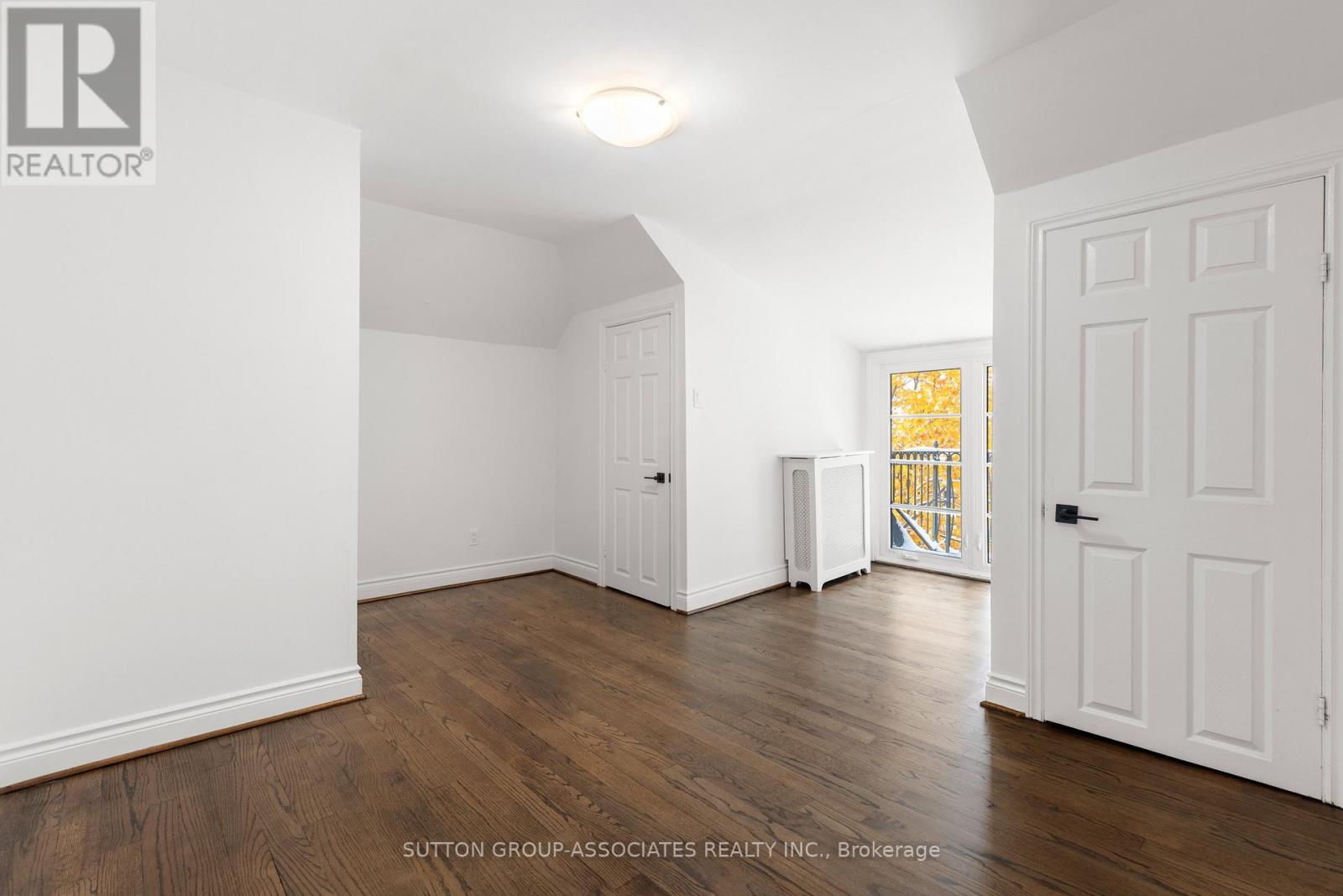 35 Highview Crescent, Toronto, Ontario  M6H 2Y3 - Photo 24 - W12534484