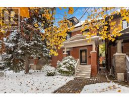 35 HIGHVIEW CRESCENT, Toronto, Ontario