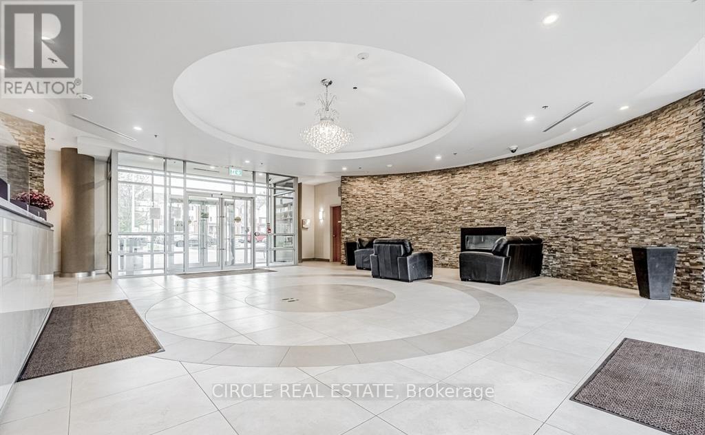 2207 - 215 Queen Street, Brampton, Ontario  L6W 0A9 - Photo 2 - W12534486