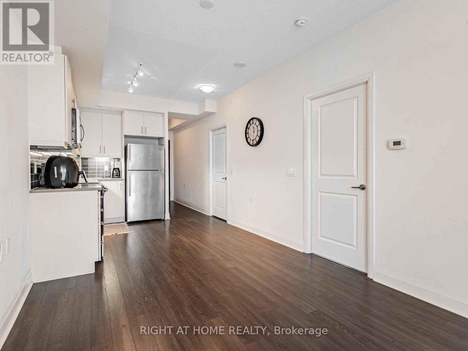 504 - 17 Zorra Street, Toronto, Ontario  M8Z 0C8 - Photo 12 - W12534490