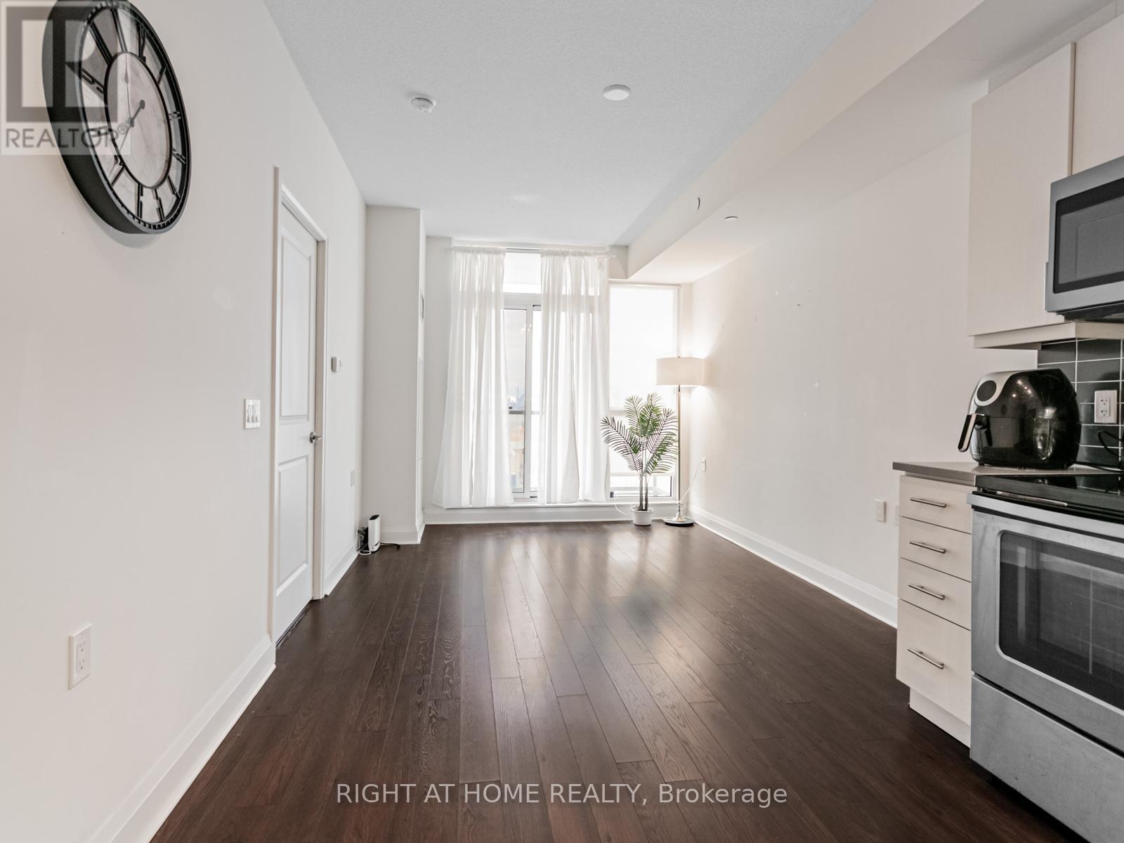 504 - 17 Zorra Street, Toronto, Ontario  M8Z 0C8 - Photo 8 - W12534490