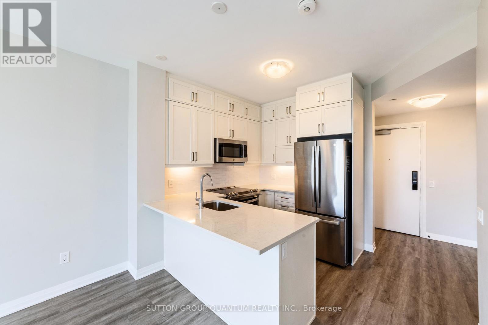 324 - 95 Dundas Street W, Oakville, Ontario  L6M 5N4 - Photo 11 - W12534524