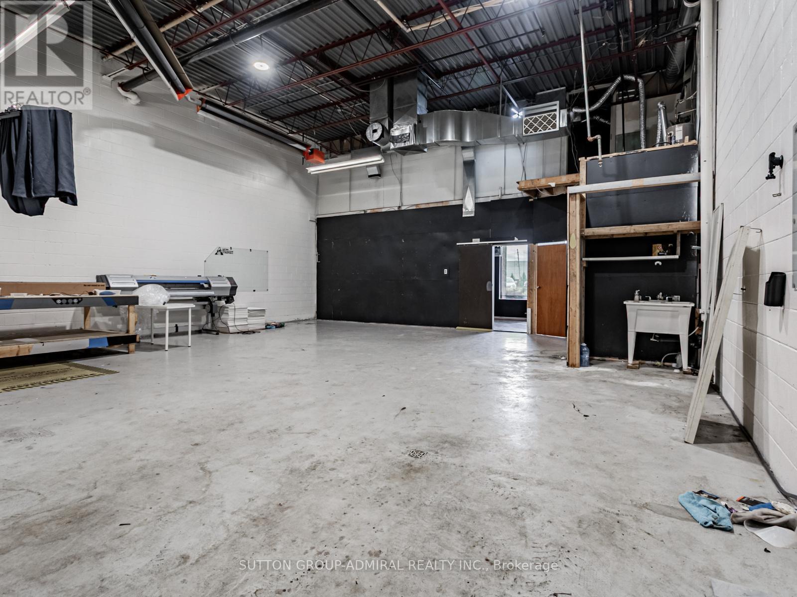 6 - 1605 Sedlescomb Drive, Mississauga, Ontario  L4X 1M4 - Photo 19 - W12534552