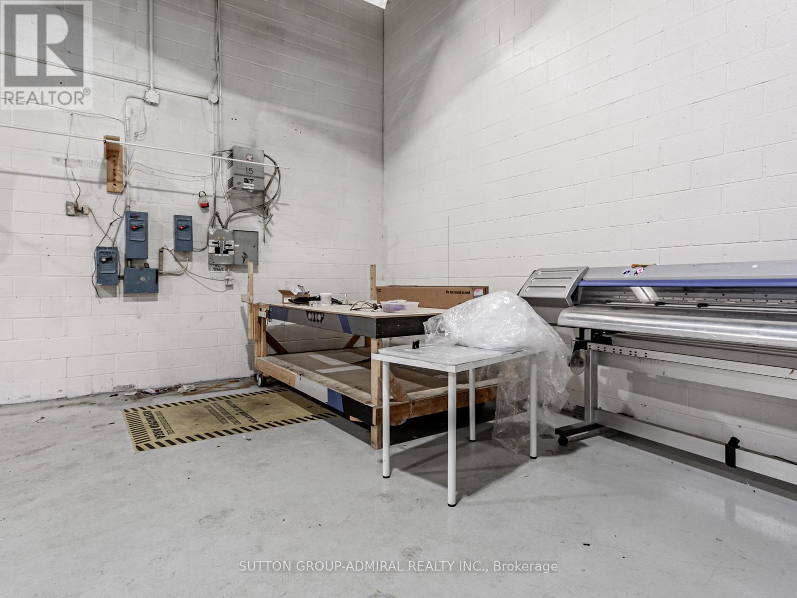 6 - 1605 Sedlescomb Drive, Mississauga, Ontario  L4X 1M4 - Photo 23 - W12534552