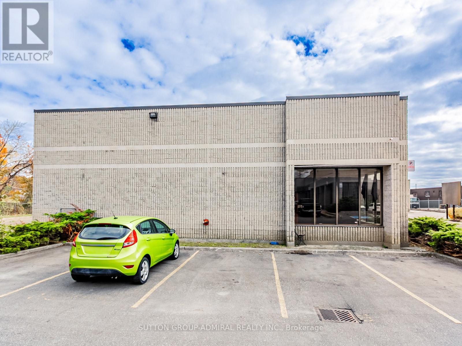 6 - 1605 Sedlescomb Drive, Mississauga, Ontario  L4X 1M4 - Photo 28 - W12534552