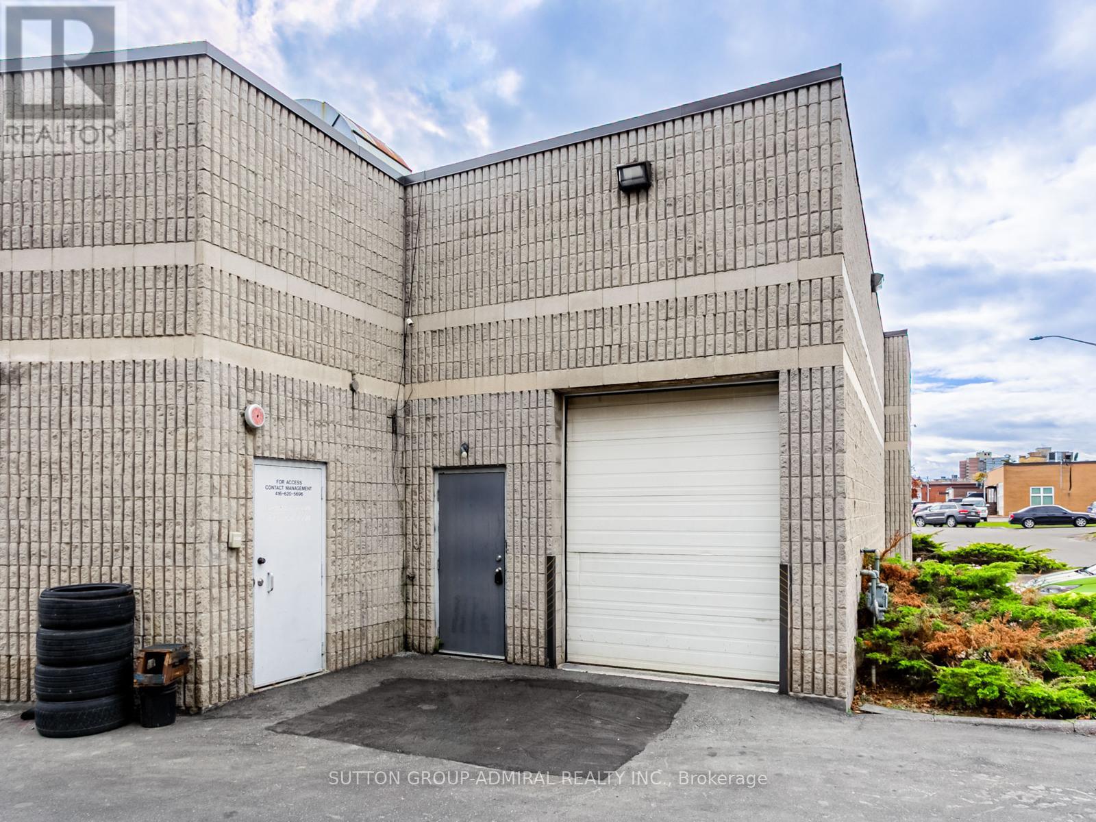 6 - 1605 Sedlescomb Drive, Mississauga, Ontario  L4X 1M4 - Photo 30 - W12534552