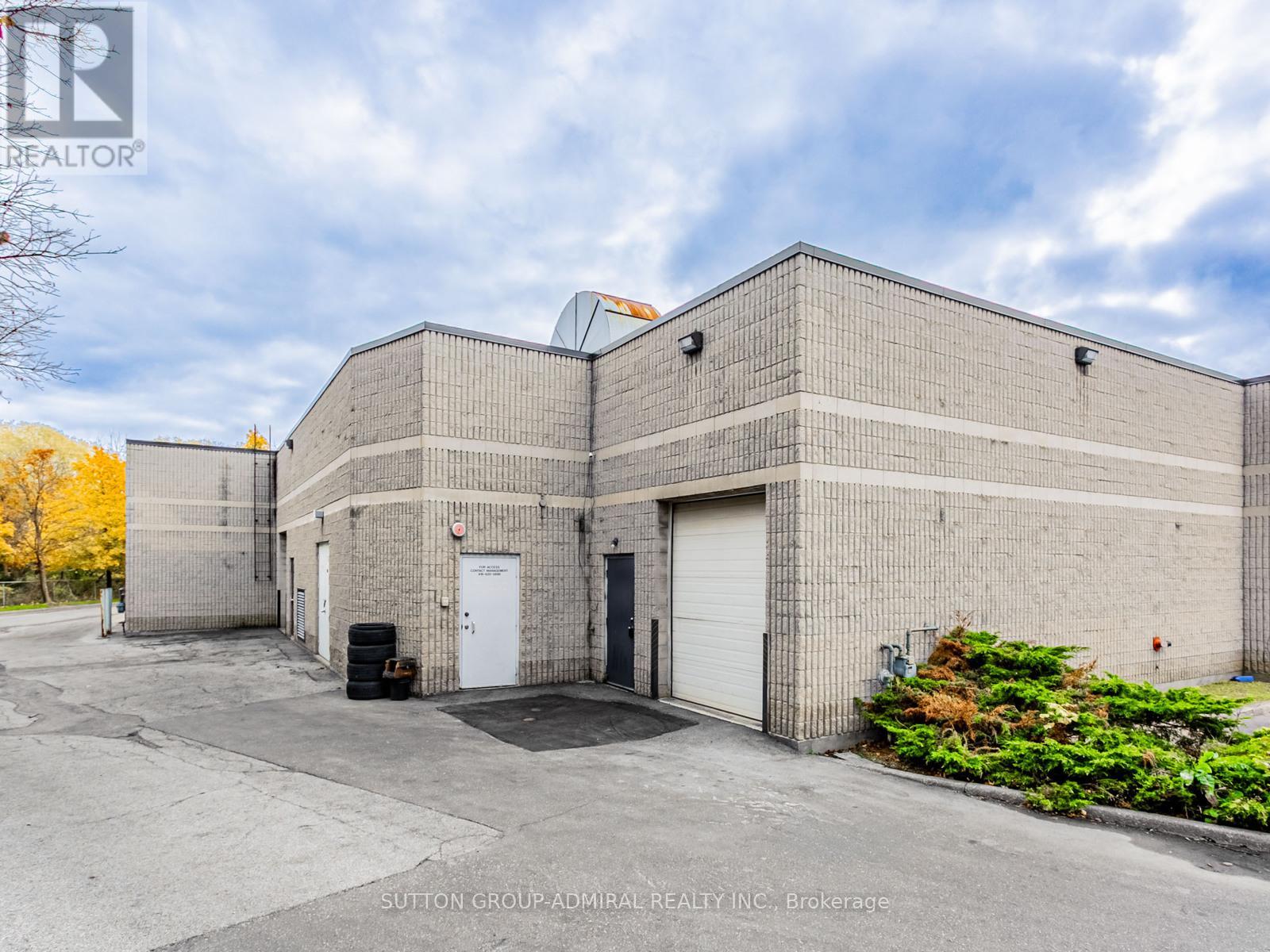 6 - 1605 Sedlescomb Drive, Mississauga, Ontario  L4X 1M4 - Photo 32 - W12534552