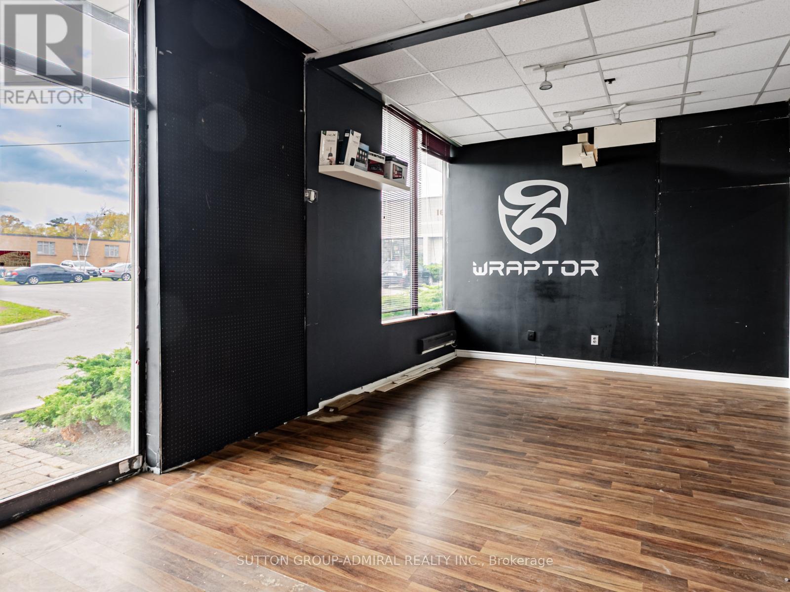 6 - 1605 Sedlescomb Drive, Mississauga, Ontario  L4X 1M4 - Photo 7 - W12534552