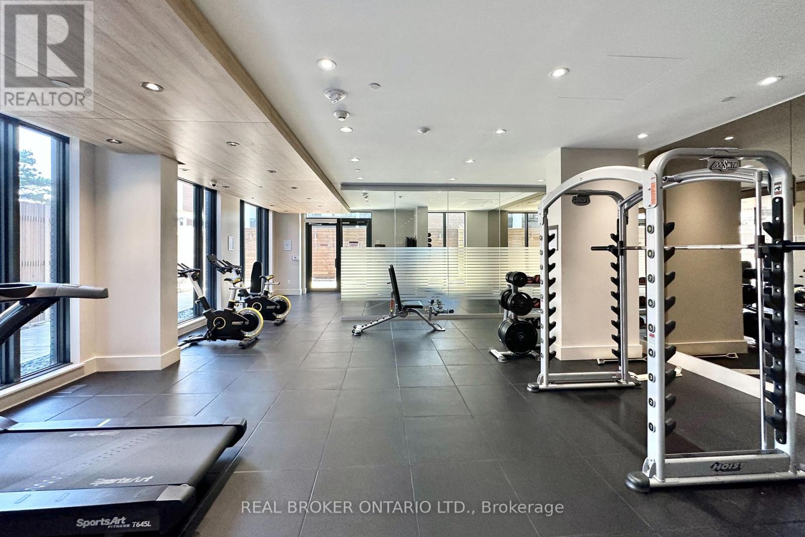 518 - 21 Park Street E, Mississauga, Ontario  L5G 1L7 - Photo 28 - W12534562