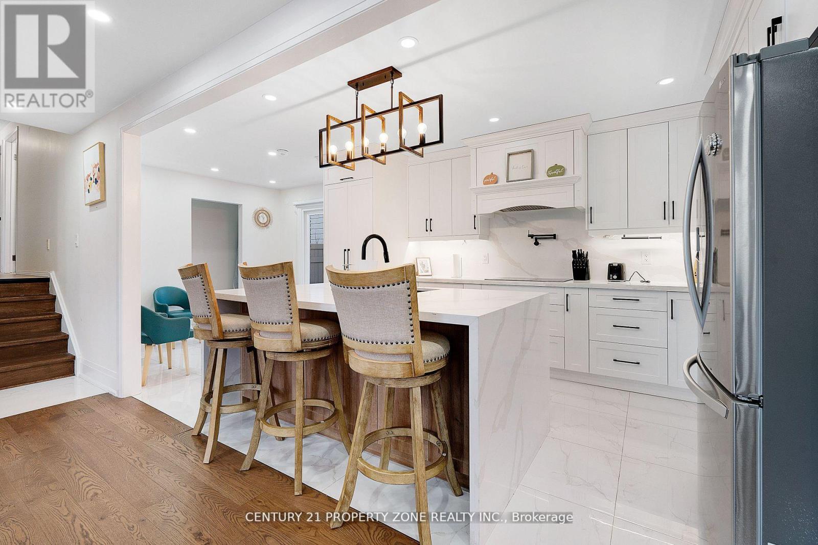 66 Gondola Crescent, Brampton, Ontario  L6S 1W6 - Photo 11 - W12534586