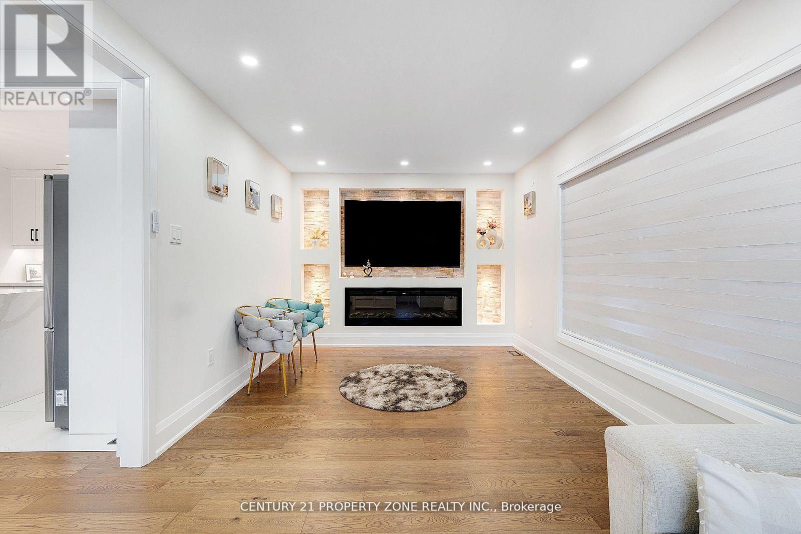 66 Gondola Crescent, Brampton, Ontario  L6S 1W6 - Photo 12 - W12534586