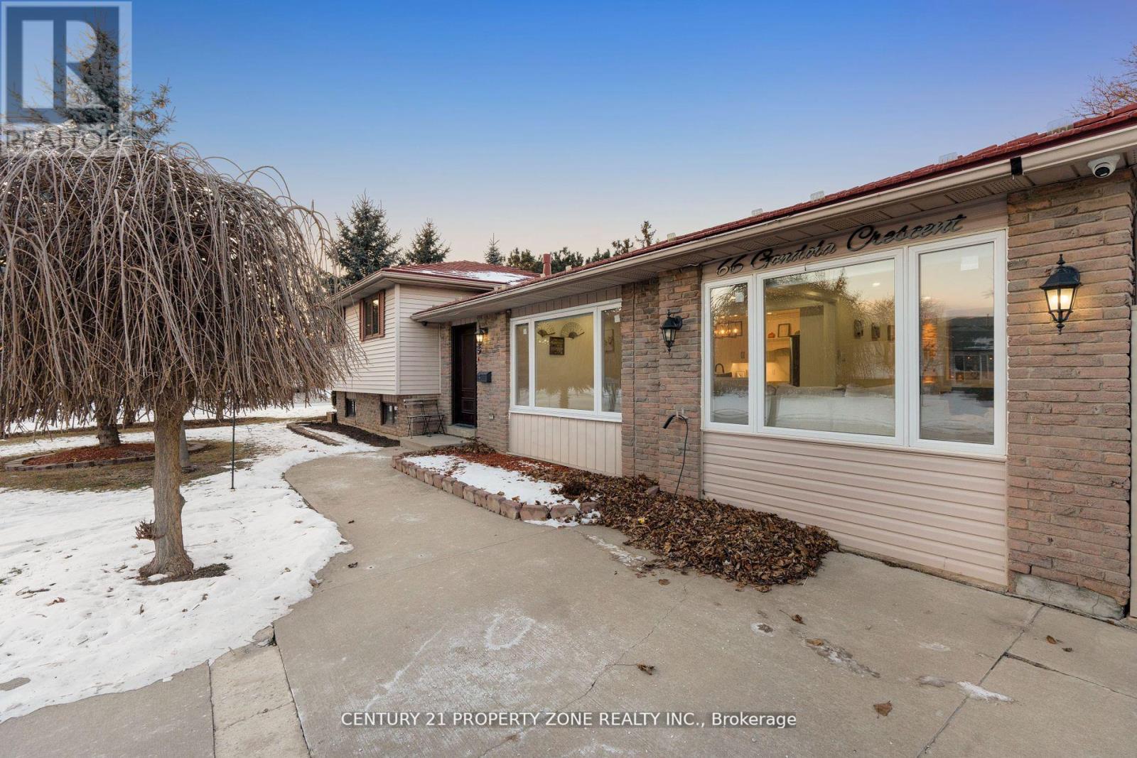 66 Gondola Crescent, Brampton, Ontario  L6S 1W6 - Photo 2 - W12534586