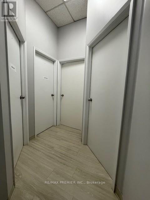 F - 2120 Eglinton Avenue W, Toronto, Ontario  M6E 2K8 - Photo 25 - W12534590