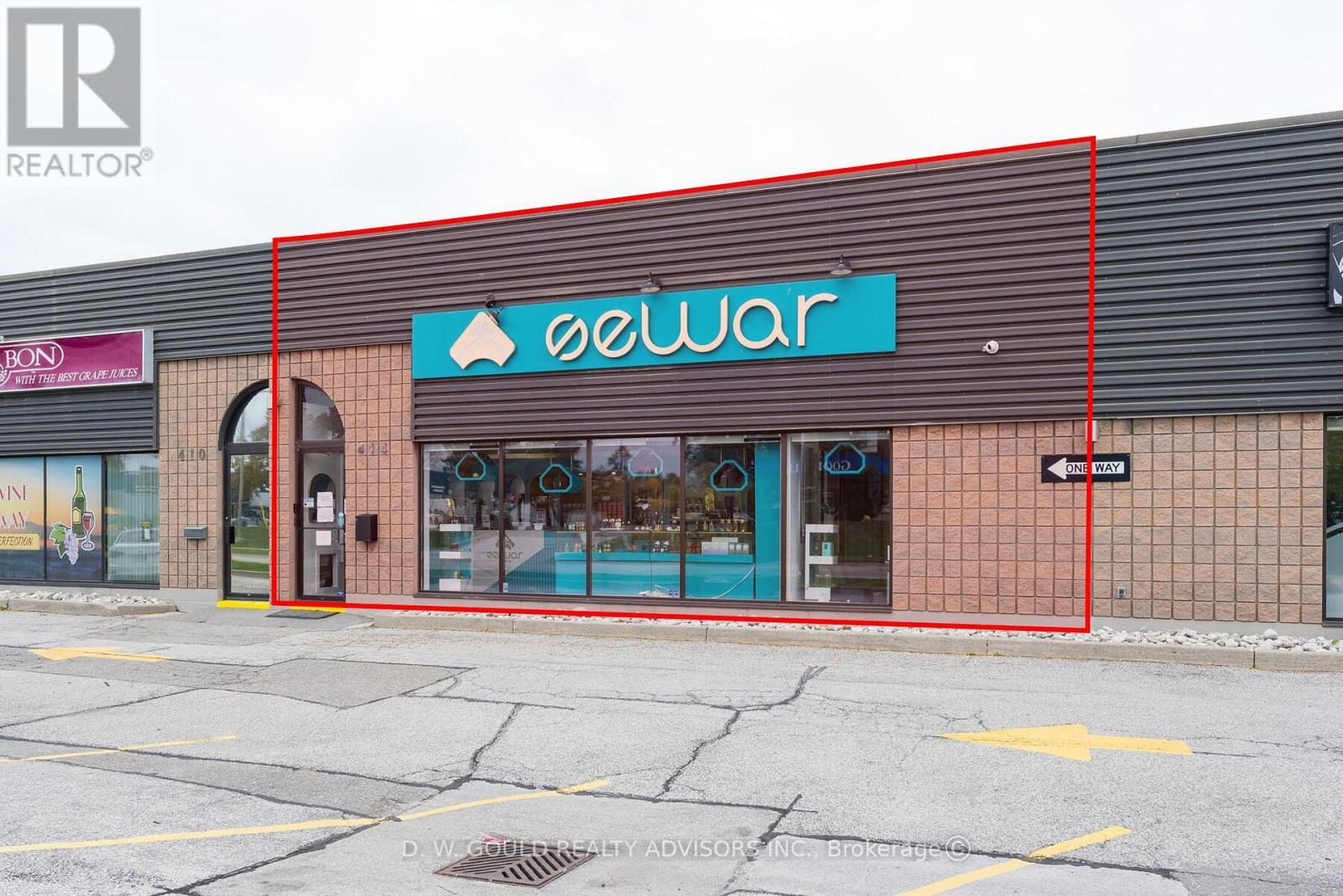 414 SPEERS ROAD, Oakville, Ontario