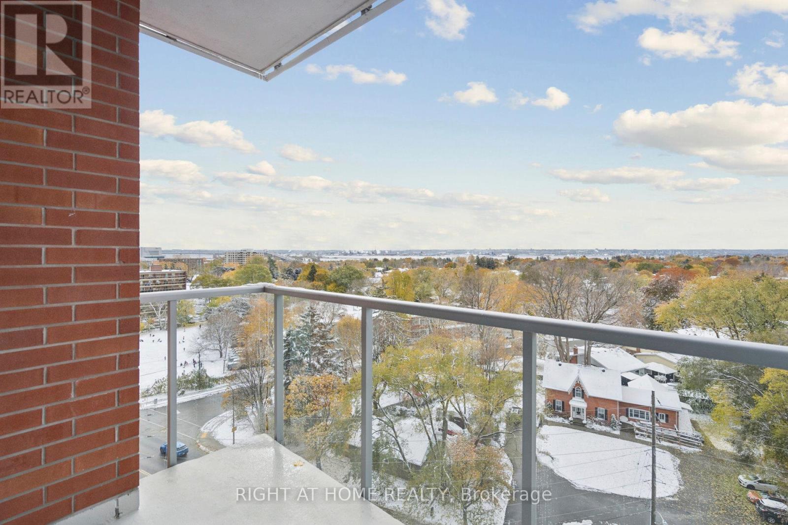 1002 - 551 Maple Avenue, Burlington, Ontario  L7S 1M7 - Photo 11 - W12534612