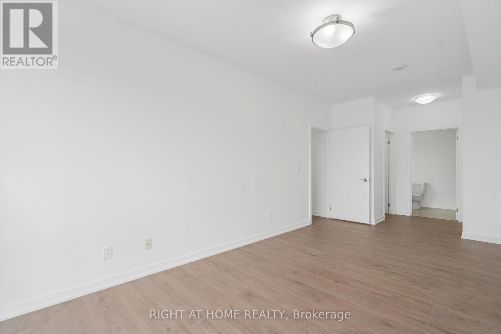 1002 - 551 Maple Avenue, Burlington, Ontario  L7S 1M7 - Photo 16 - W12534612