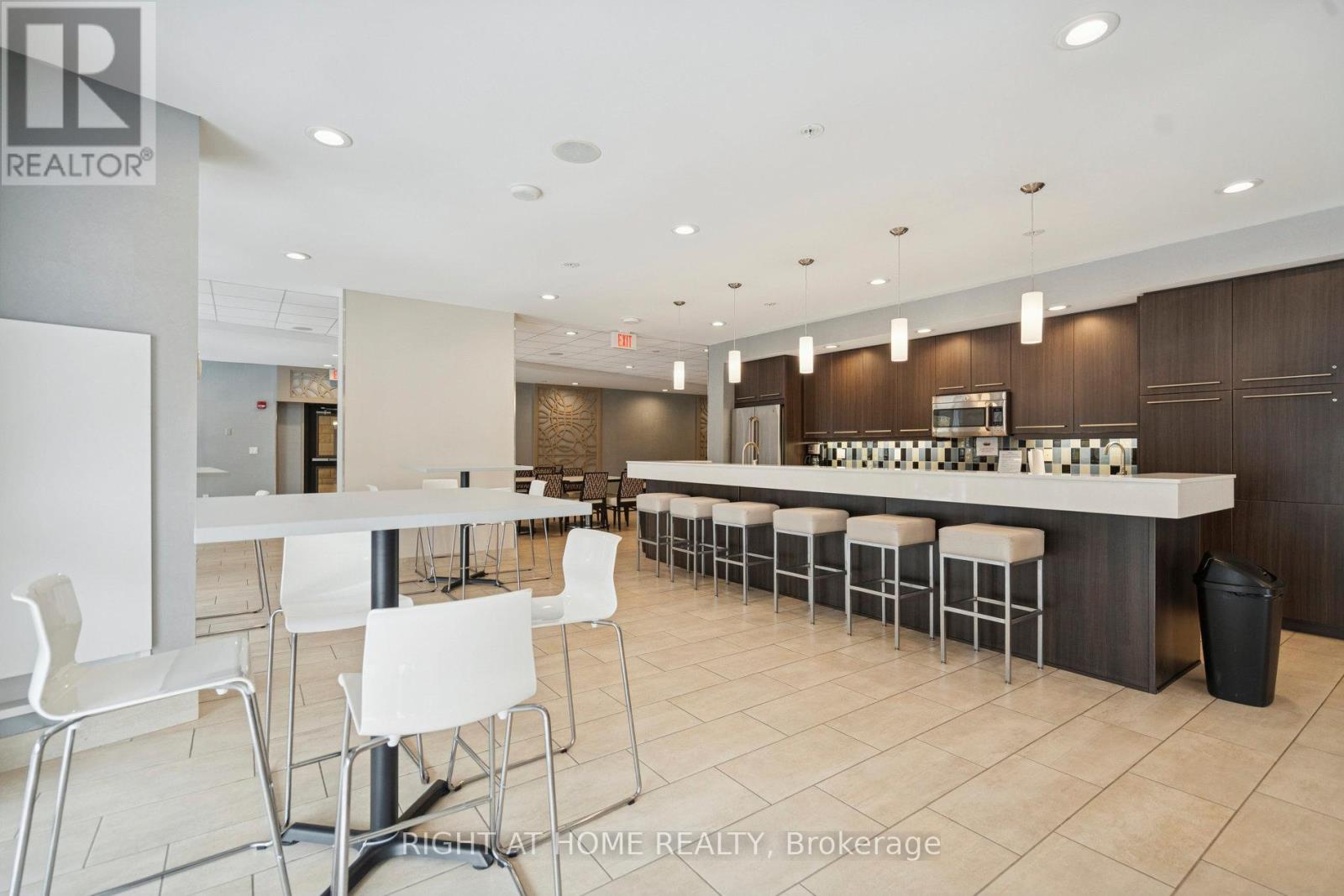 1002 - 551 Maple Avenue, Burlington, Ontario  L7S 1M7 - Photo 18 - W12534612