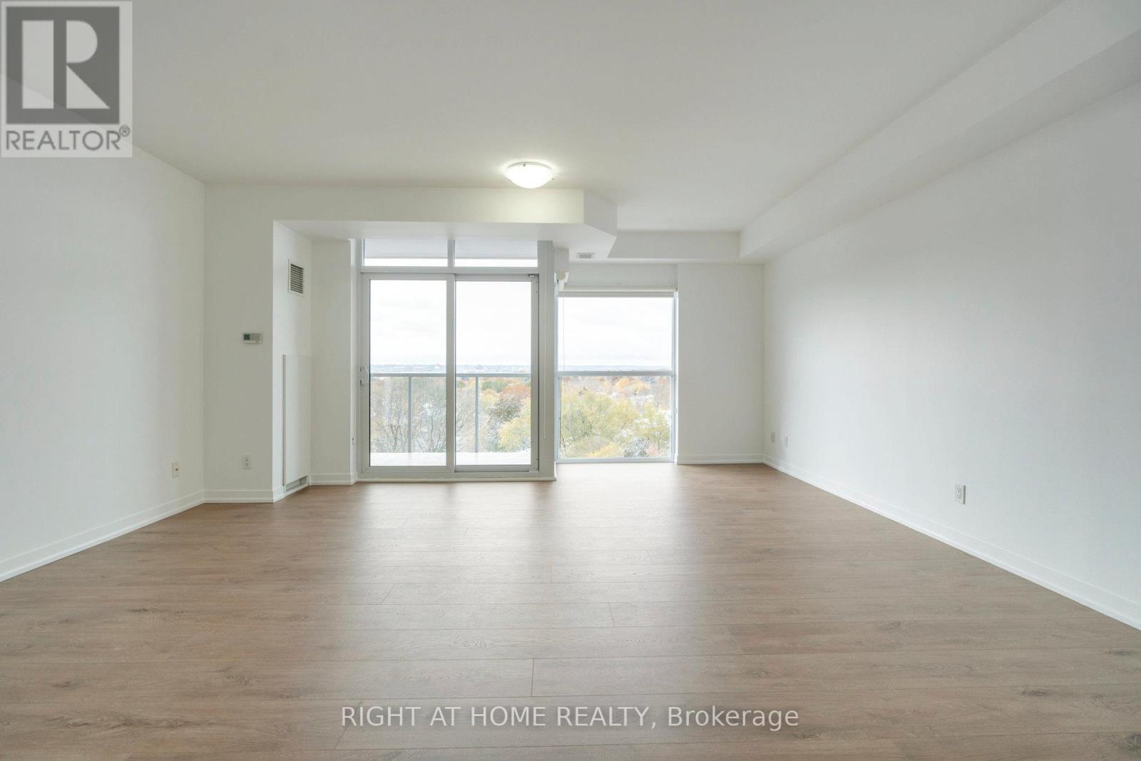 1002 - 551 Maple Avenue, Burlington, Ontario  L7S 1M7 - Photo 7 - W12534612