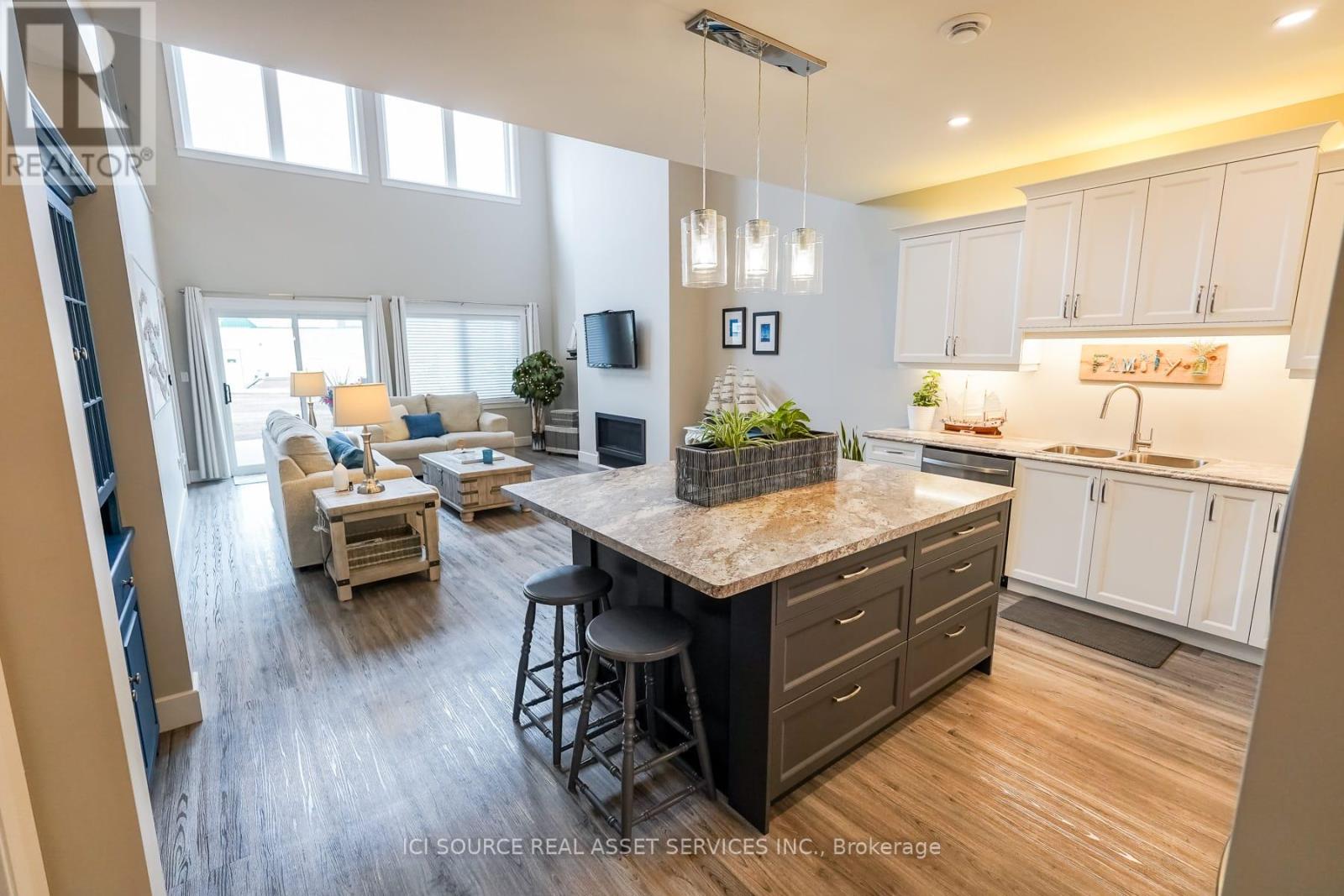 1306 15th Avenue E, Owen Sound, Ontario  N4K 5R9 - Photo 7 - X12534492