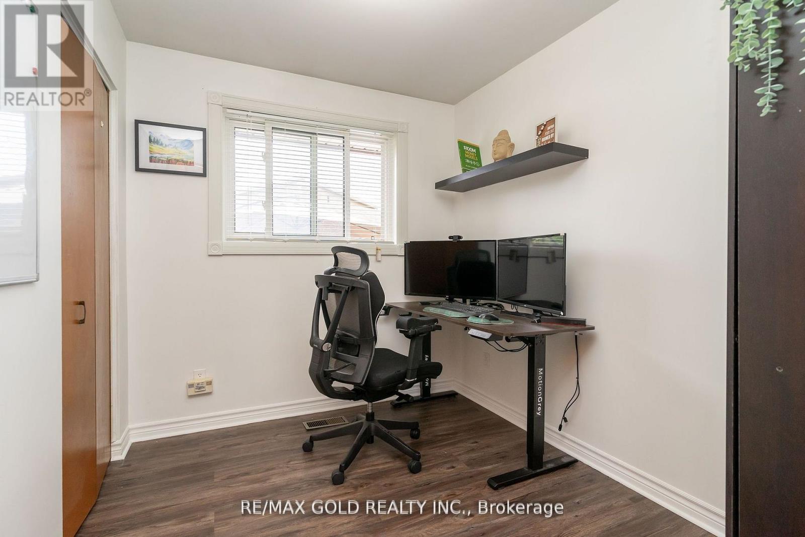 55 Ramblewood Way, Kitchener, Ontario  N2N 1G8 - Photo 20 - X12534508